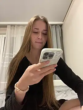 Angel hotyy online show from October 30, 2025, 8:06 pm