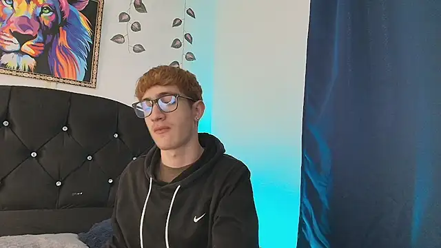 Erick Taylor3 online show from November 28, 2025, 5:57 pm