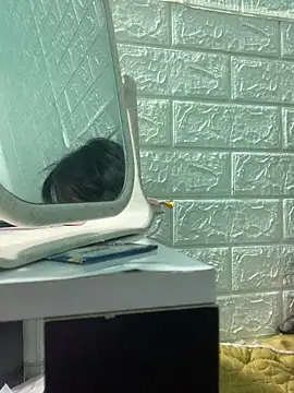 Snapshot of May2k2 chatting on February 3, 2026, 1:38 am May2k2 online show from February 3, 2026, 1:38 am