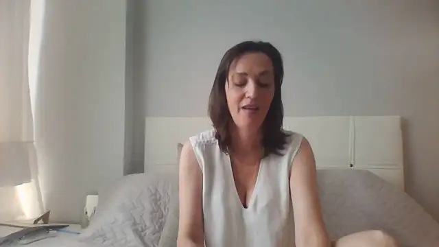 Snapshot of ArianaStarr chatting on June 1, 2026, 7:08 am ArianaStarr online show from June 1, 2026, 7:08 am