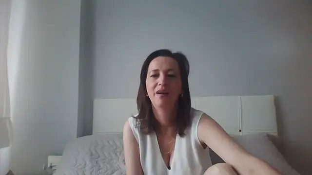 Snapshot of ArianaStarr chatting on June 5, 2026, 7:03 am ArianaStarr online show from June 5, 2026, 7:03 am