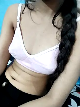 Amisha Lovely online show from April 18, 2026, 5:43 am