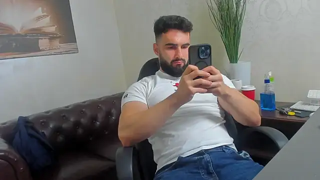 MicahLane online show from October 26, 2025, 5:41 am