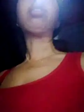 TRIEUTRIEU20 online show from April 13, 2026, 9:19 pm