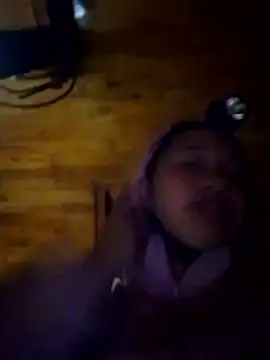 TRIEUTRIEU20 online show from November 20, 2025, 12:50 pm