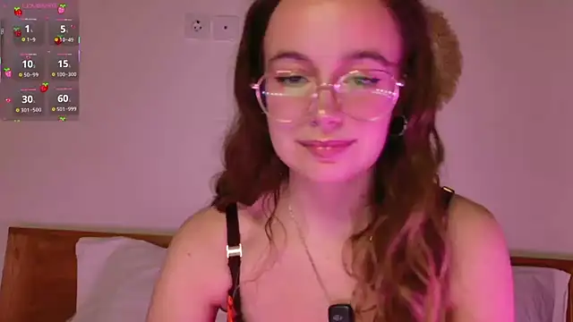 Snapshot of lolatheangel chatting on February 28, 2026, 2:50 pm lolatheangel online show from February 28, 2026, 2:50 pm