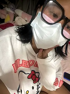 shasha-sm online show from November 5, 2025, 9:56 am