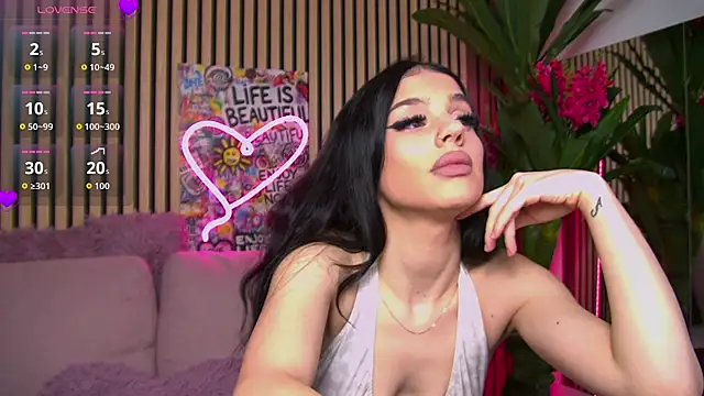 MirunaHaze online show from March 6, 2026, 5:13 am