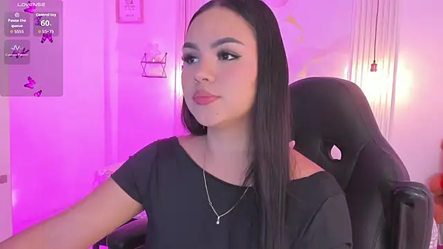 amber white15 online show from March 26, 2026, 3:27 am