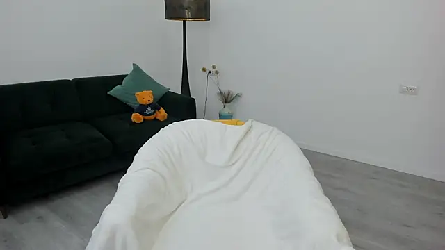 Arya Anna online show from November 25, 2025, 5:19 am