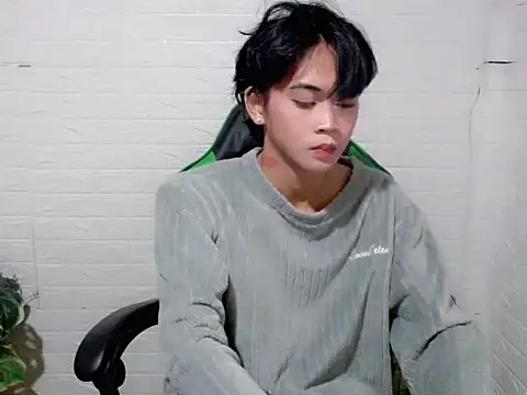 AsianCuteGuy21 online show from April 5, 2026, 5:08 pm
