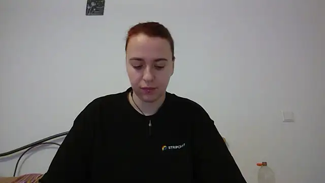 Latexaddictx  online show from November 10, 2025, 1:05 pm