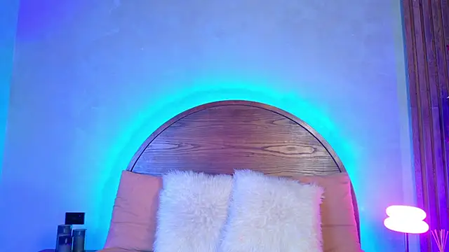 loana vegas online show from June 29, 2026, 4:39 pm