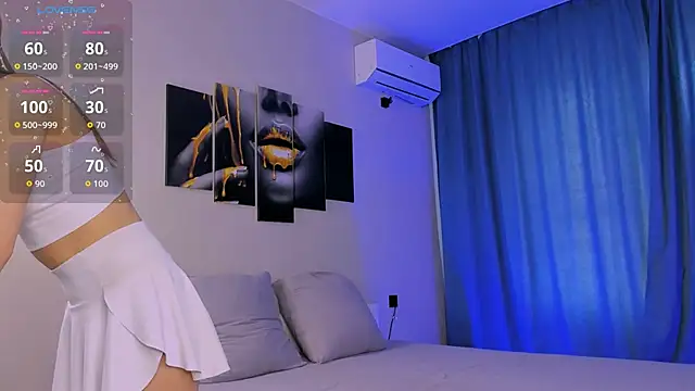 Kandeess online show from March 29, 2026, 9:55 am