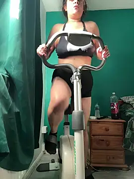 Snapshot of BubblesLovexox chatting on March 11, 2026, 12:54 pm BubblesLovexox online show from March 11, 2026, 12:54 pm