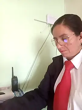 Valentina--1 online show from November 10, 2025, 11:59 am