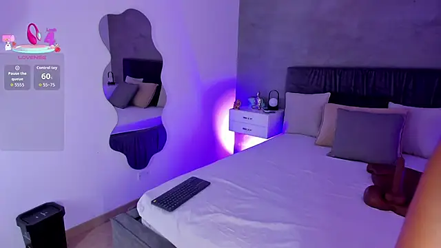 andreanix online show from February 19, 2026, 8:28 pm