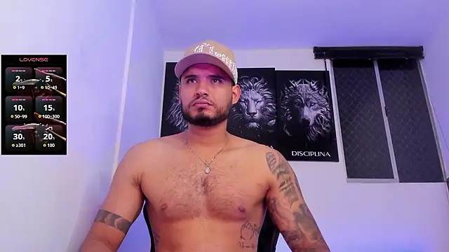 Snapshot of AUSTINN_TORRES chatting on March 4, 2026, 1:02 am AUSTINN TORRES online show from March 4, 2026, 1:02 am