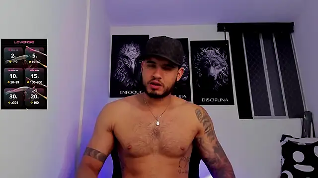 Snapshot of AUSTINN_TORRES chatting on February 20, 2026, 12:18 am AUSTINN TORRES online show from February 20, 2026, 12:18 am