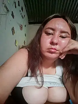 Snapshot of SaraCute_1 chatting on October 27, 2025, 2:07 pm SaraCute 1 online show from October 27, 2025, 2:07 pm