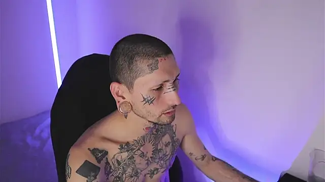 TokyoHatsumoto online show from February 13, 2026, 11:16 pm