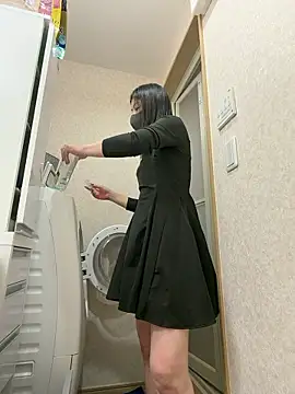 akimix xoxo online show from March 1, 2026, 5:40 am