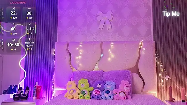 MAIILY TAY online show from January 15, 2026, 11:46 am