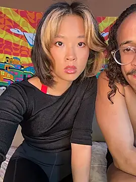 Snapshot of LillyFucksLeo chatting on October 31, 2025, 1:19 pm LillyFucksLeo online show from October 31, 2025, 1:19 pm