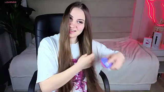 Nola rich online show from April 16, 2026, 2:34 am