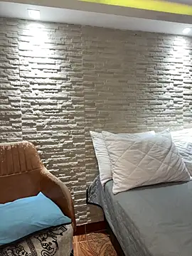 amellita-33 online show from January 19, 2026, 5:00 am