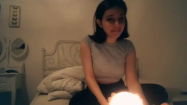 bellefleurrr online show from February 10, 2026, 8:30 pm