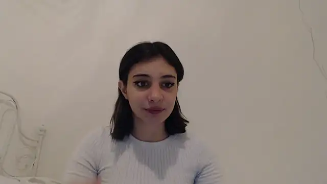 bellefleurrr online show from March 13, 2026, 2:27 am