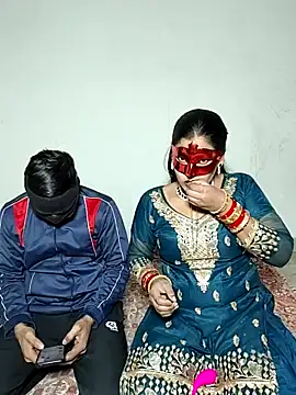 Snapshot of Heena-143 chatting on February 7, 2026, 4:26 pm Heena-143 online show from February 7, 2026, 4:26 pm