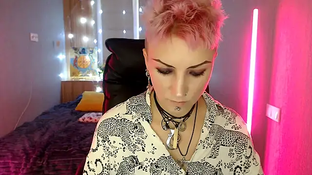 Sweet-n-Strong online show from December 22, 2025, 12:38 pm