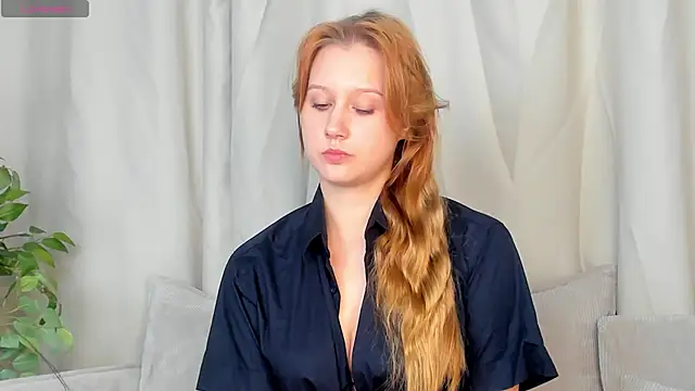 Charil Wilson online show from November 12, 2025, 4:27 am