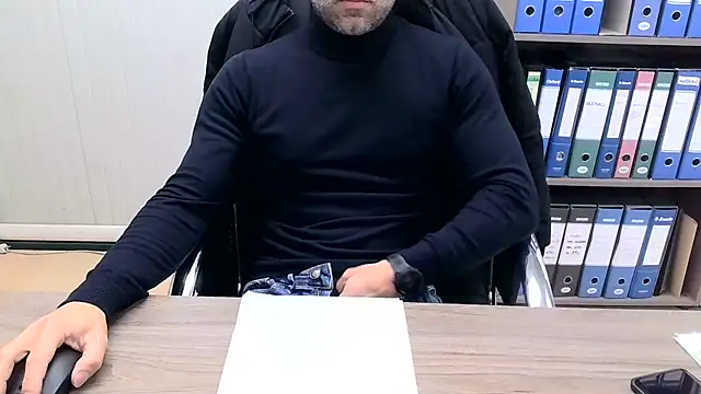 Evasionee online show from December 15, 2025, 7:36 am