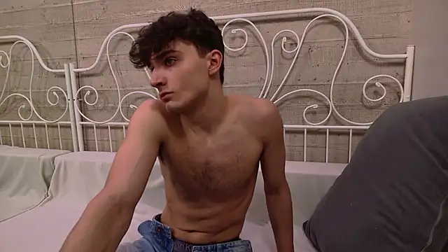 Snapshot of Richard_steele_hot chatting on February 4, 2026, 3:18 pm Richard steele hot online show from February 4, 2026, 3:18 pm