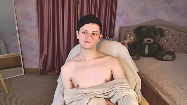 Allert  online show from November 14, 2025, 10:02 pm