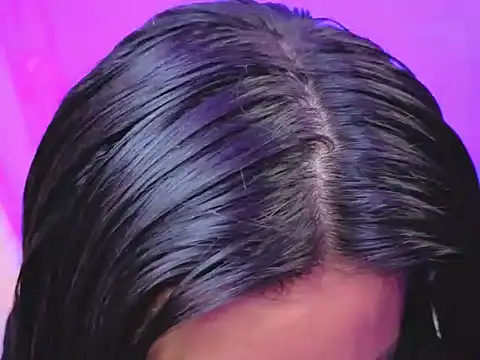 zylla storn online show from February 5, 2026, 8:21 am