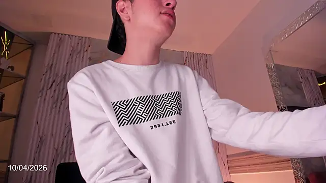 Snapshot of Dallen_Grant chatting on April 10, 2026, 1:18 pm Dallen Grant online show from April 10, 2026, 1:18 pm