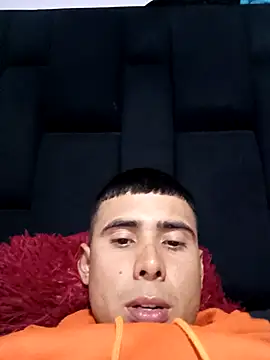 robinhd1234 online show from February 12, 2026, 11:48 pm