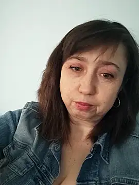 MaryKiki5619 online show from April 3, 2026, 8:10 am