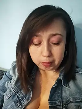 MaryKiki5619 online show from March 13, 2026, 2:22 pm