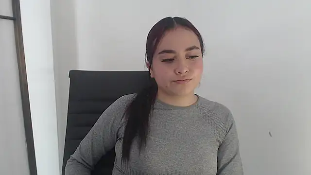 MilaStar2 online show from October 24, 2025, 6:07 pm