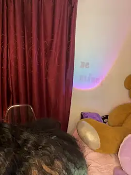 wetbyAlice online show from February 18, 2026, 11:34 pm