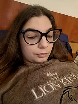 sweetbabygirlforyou online show from February 7, 2026, 12:35 pm