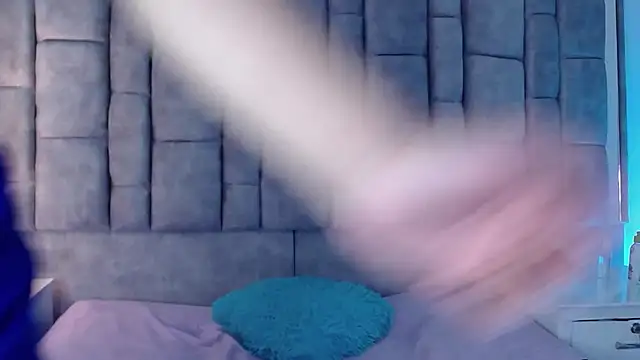 Soulmatesx online show from November 11, 2025, 8:36 pm