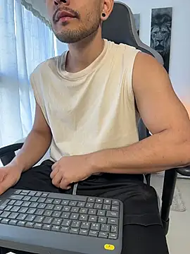 IamKael  online show from February 26, 2026, 1:22 pm