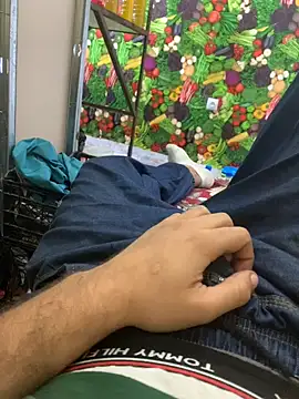 Unique-Man online show from October 26, 2025, 3:34 pm