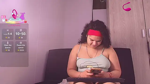 Kesha rosse  online show from April 1, 2026, 10:16 am